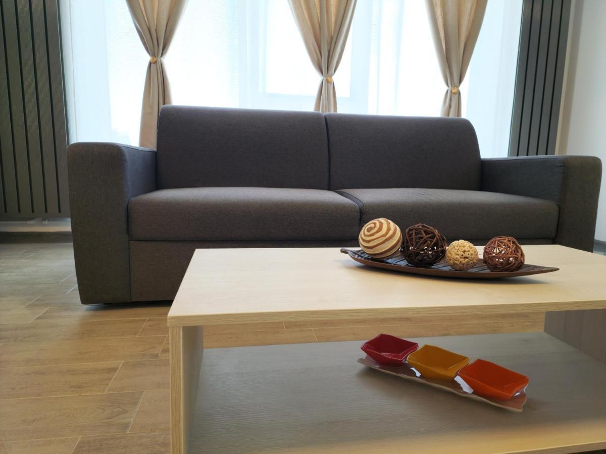 Cristalex Aparthotel & Spa Mamaia Nord 那沃达利 外观 照片