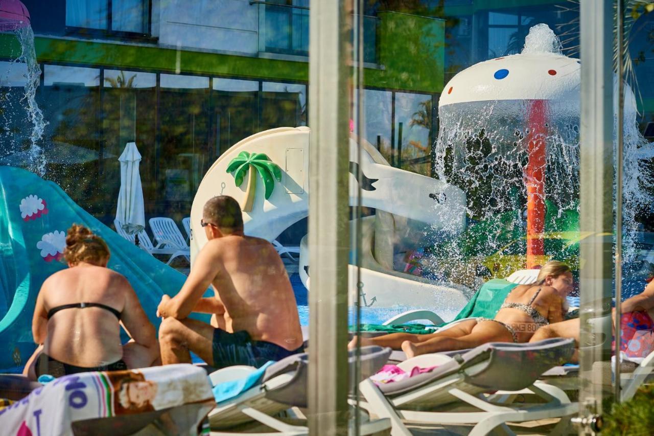 Cristalex Aparthotel & Spa Mamaia Nord 那沃达利 外观 照片