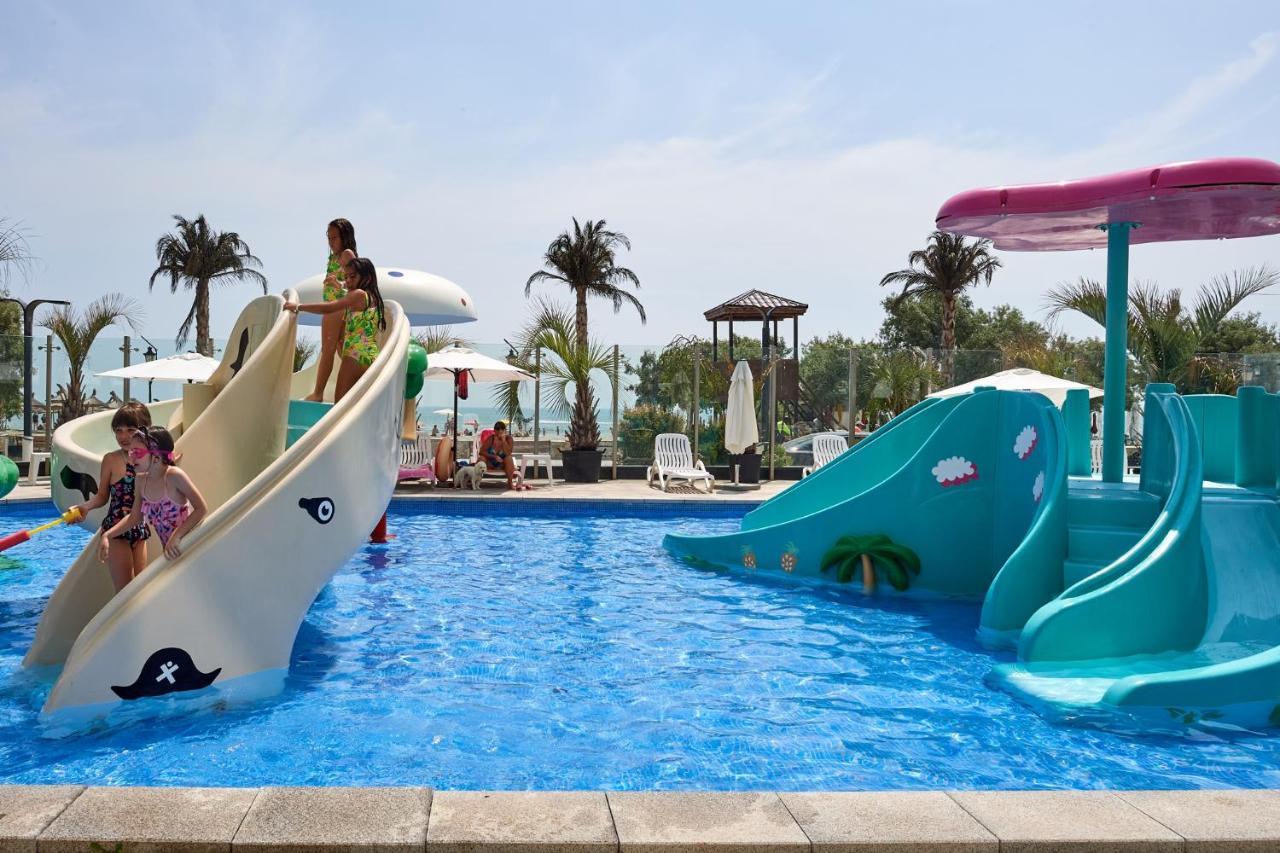 Cristalex Aparthotel & Spa Mamaia Nord 那沃达利 外观 照片